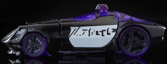 WFC-S41 Barricade Deluxe Class | Transformers Generations War for Cybertron Siege Chapter