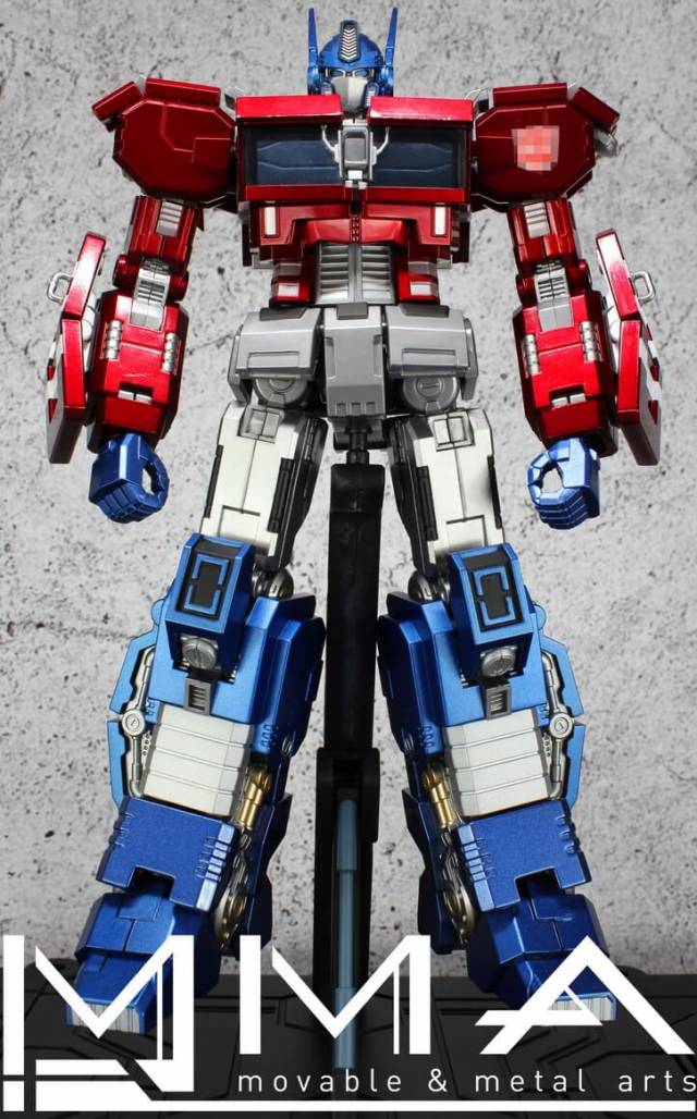 MMA-01 IDW Slaughter Laird and Battlebike | Movable and Metal Arts