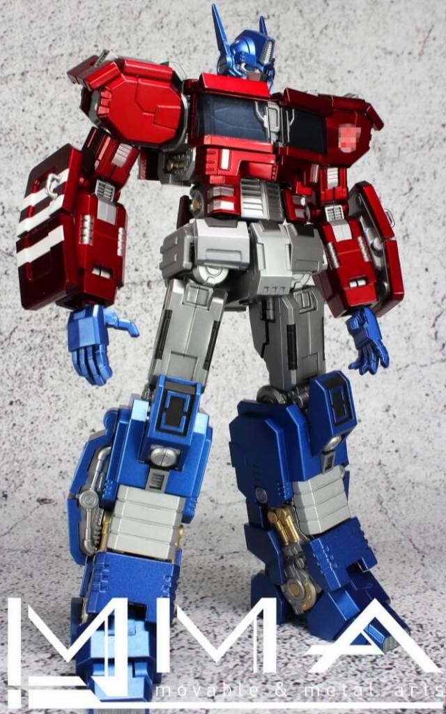 MMA-01 IDW Slaughter Laird and Battlebike | Movable and Metal Arts