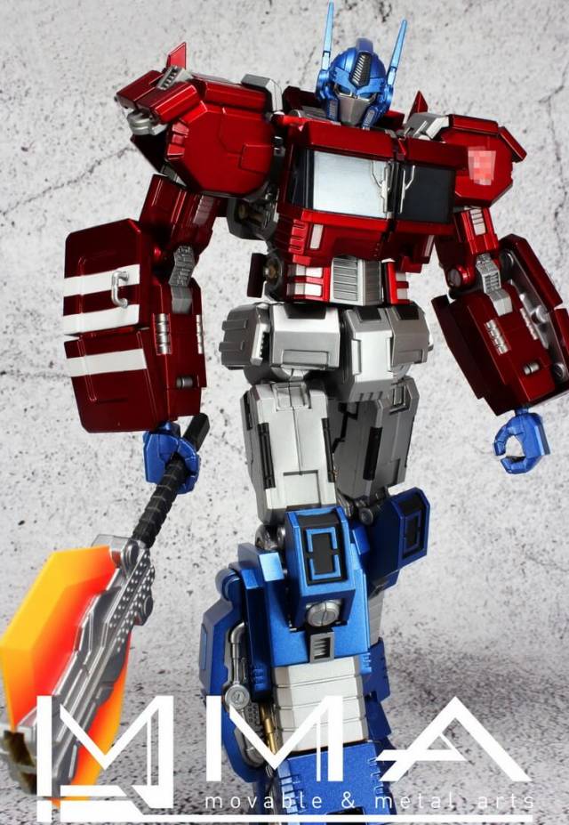 MMA-01 IDW Slaughter Laird and Battlebike | Movable and Metal Arts