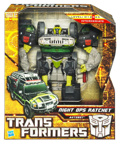 Autobot Ratchet Night Ops Voyager Class | Transformers Hunt for the Decepticons HFTD