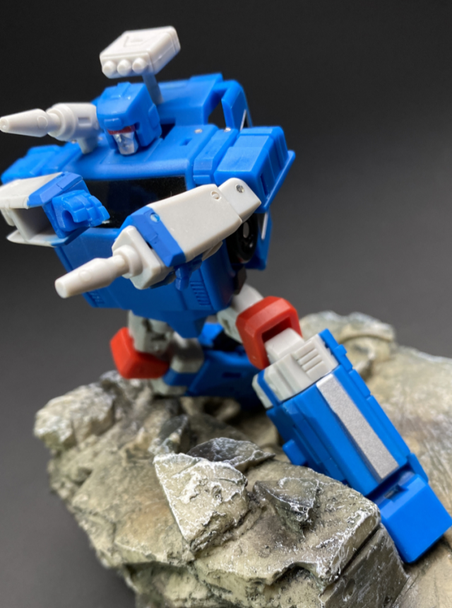 MS-B09Y Blue Trailblazer Limited Edition  | Magic Square