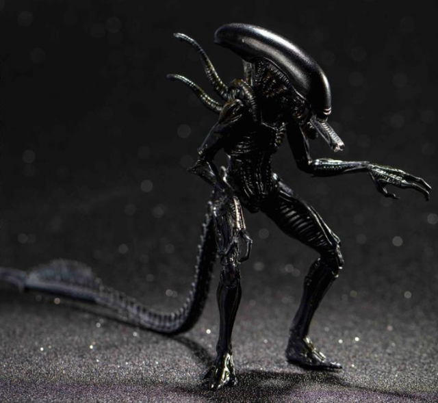 Alien Warrior PX Previews Exclusive 1:18 Scale | Alien Vs Predator | Hiya Toys