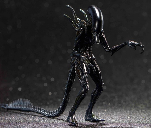 Alien Warrior PX Previews Exclusive 1:18 Scale | Alien Vs Predator | Hiya Toys