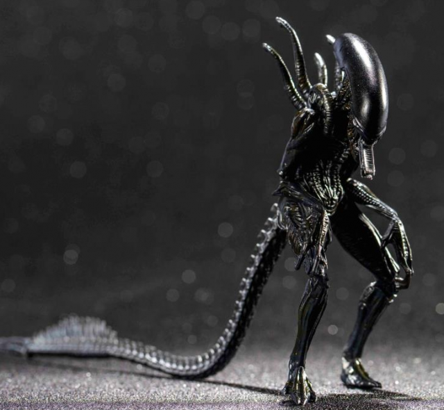 Alien Warrior PX Previews Exclusive 1:18 Scale | Alien Vs Predator | Hiya Toys