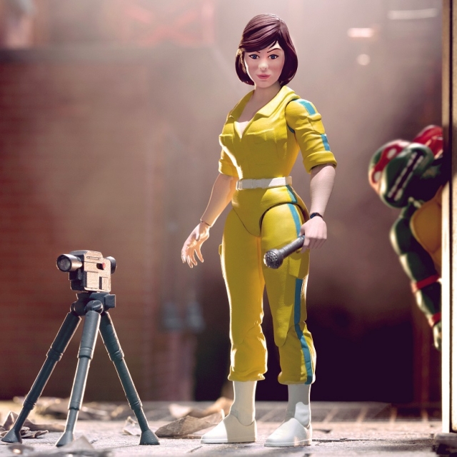 April O'Neil 7-inch Scale | Teenage Mutant Ninja Turtles Ultimates | Super7