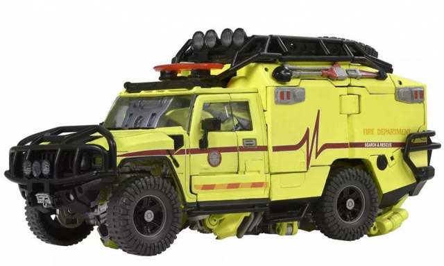 MPM-11 Ratchet | Transformers Masterpiece Movie Series