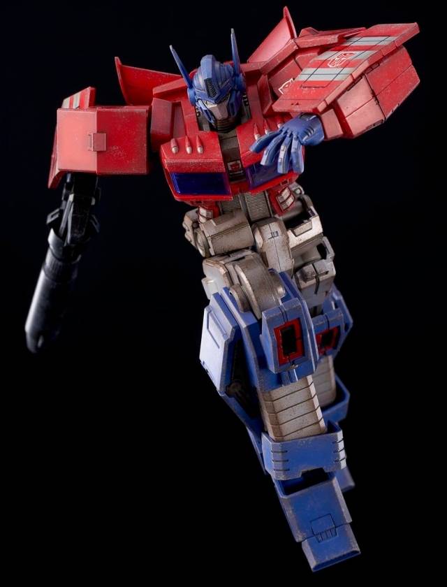Optimus Prime IDW Version | Transformers Furai Action | Flame Toys