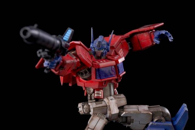 Optimus Prime IDW Version | Transformers Furai Action | Flame Toys