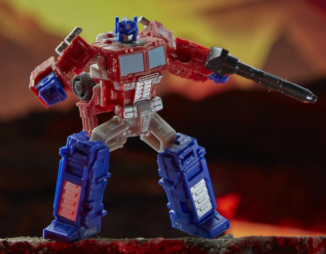 WFC-K1 Optimus Prime Core Class | Transformers Generations War for Cybertron Kingdom Chapter