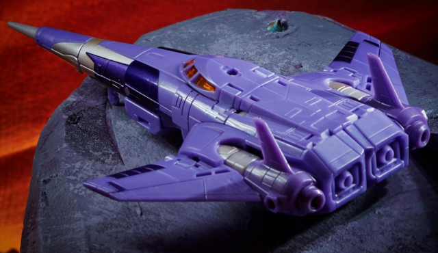WFC-K9 Cyclonus Voyager Class | Transformers Generations War for Cybertron Kingdom Chapter