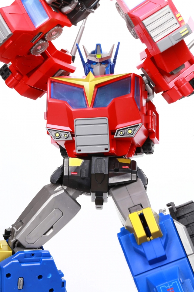 U-01 Stellarus Prominon | Mastermind Creations | Ocular Max