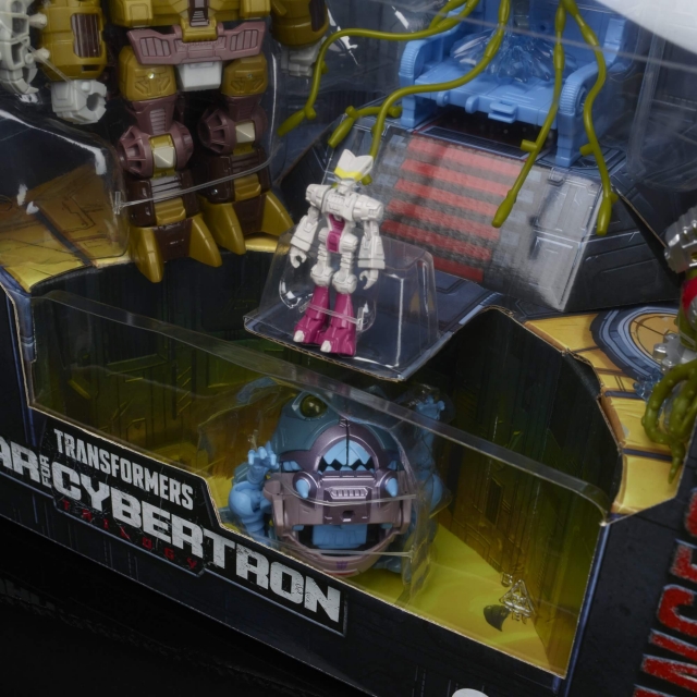 Quintesson Pit of Judgement | Transformers Generations War for Cybertron Trilogy