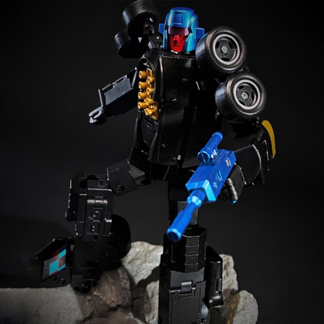 D17B Giuliano G2 Color Version | DX9 Toys Attila Combiner