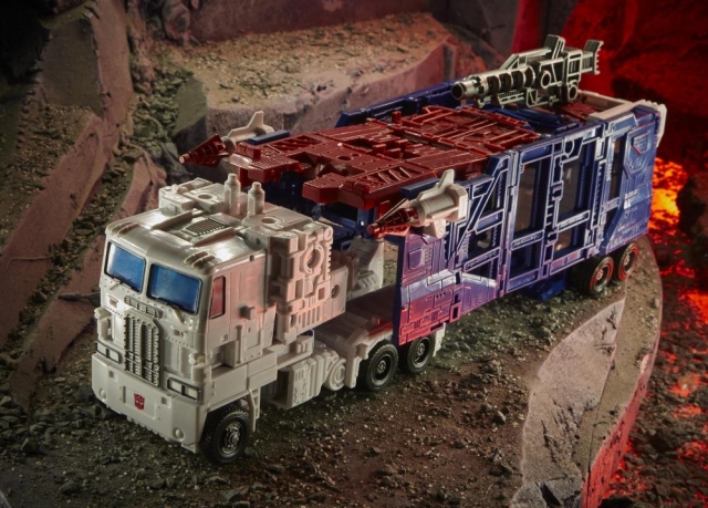 WFC-K20 Ultra Magnus Leader Class | Transformers Generations War for Cybertron Kingdom Chapter