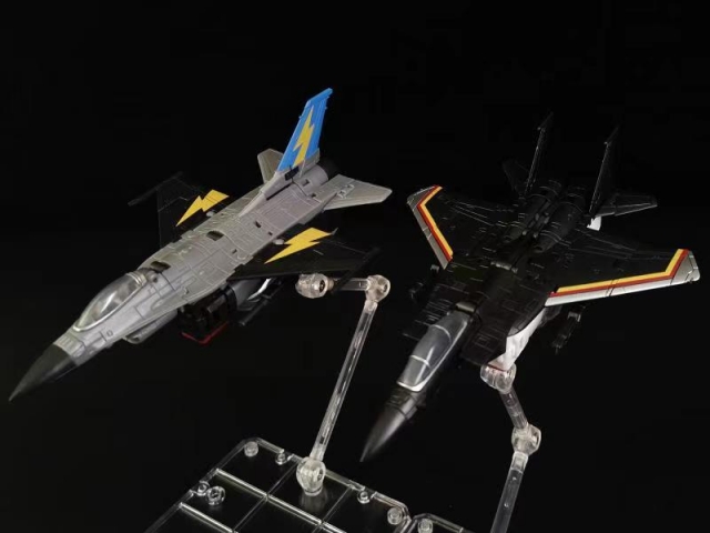 ZC-02 Skystrike | Zeta Toys