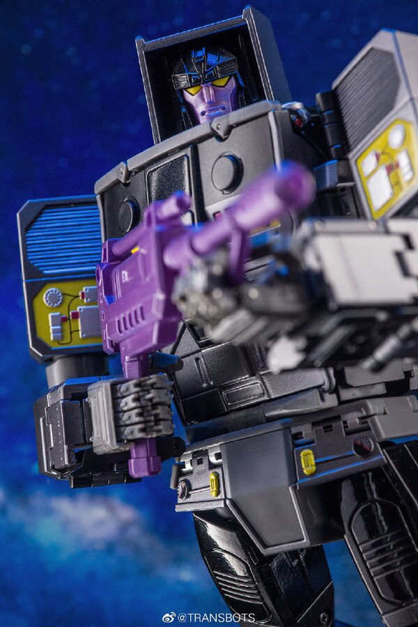 MX-12T Gravestone Youth Version | X-Transbots