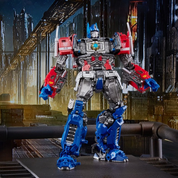 MPM-12 Optimus Prime | Transformers Masterpiece Movie Series