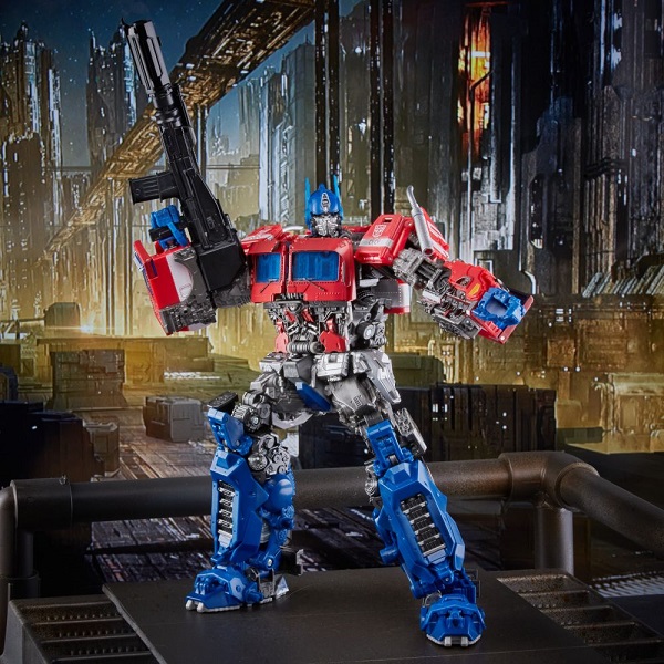 MPM-12 Optimus Prime | Transformers Masterpiece Movie Series