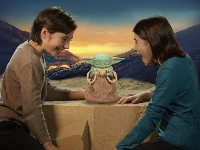 Galactic Snackin' Grogu Animatronic Ultimate Edition | The Mandalorian | Hasbro