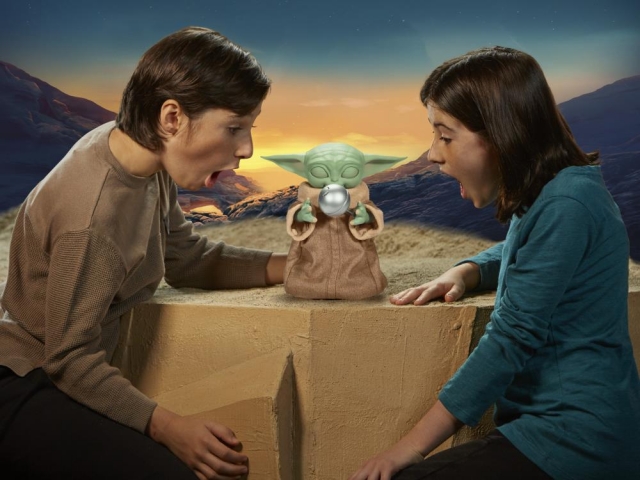 Galactic Snackin' Grogu Animatronic Ultimate Edition | The Mandalorian | Hasbro