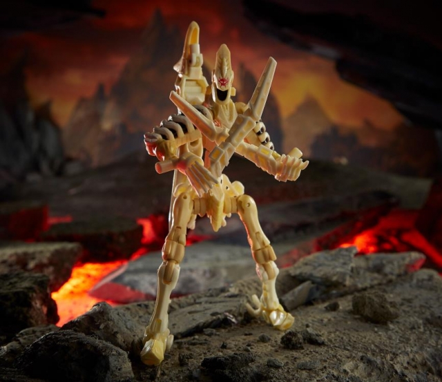 WFC-K25 Wingfinger Deluxe Class | Transformers Generations War for Cybertron Kingdom Chapter
