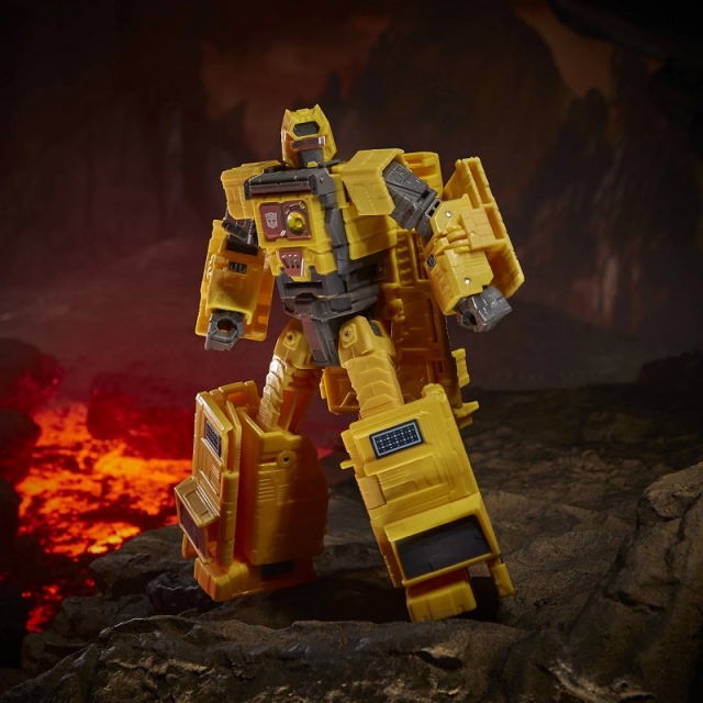 WFC-K30 Autobot Ark Titan Class | Transformers Generations War for Cybertron Kingdom Chapter