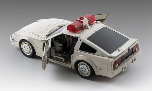 MX-30 Fuzz | X-Transbots
