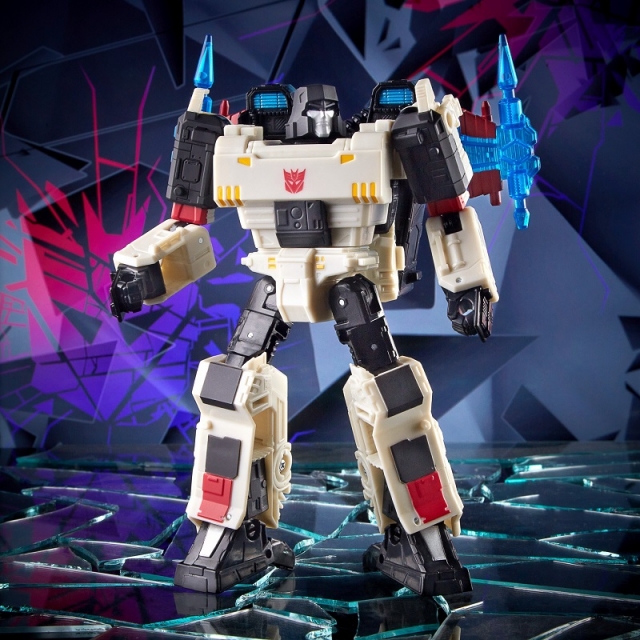 Megatron IDW Shattered Glass Voyager Class | Transformers Generations Shattered Glass Collection