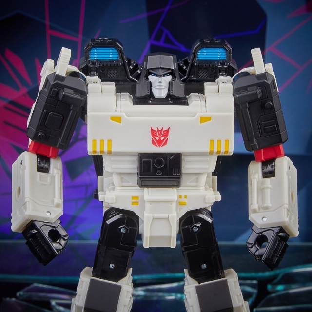 Megatron IDW Shattered Glass Voyager Class | Transformers Generations Shattered Glass Collection