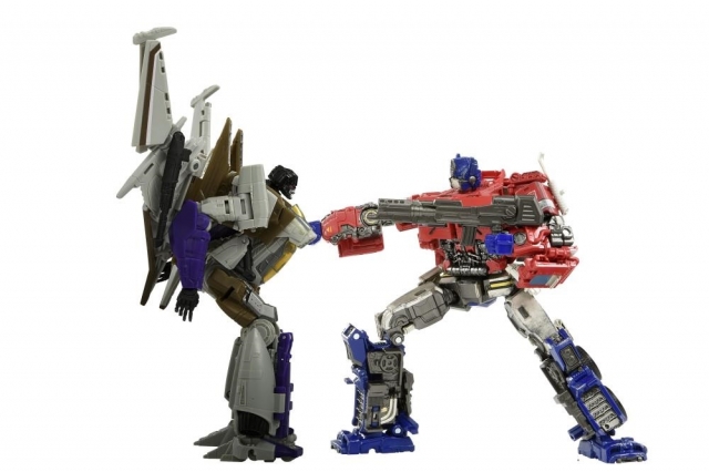 SS-02 Optimus Prime Premium Finish Voyager Class | Transformers Studio Series | Transformers: Bumblebee