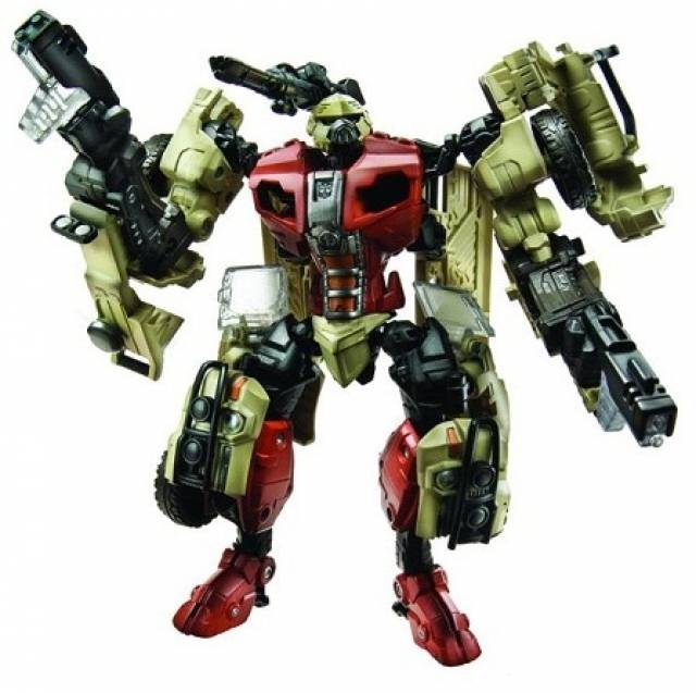 Fallback Deluxe Class |  Hasbro Transformers Reveal the Shield