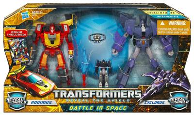 Hot Rod vs Cyclonus Battle in Space Set Deluxe Class |  Hasbro Transformers Reveal the Shield