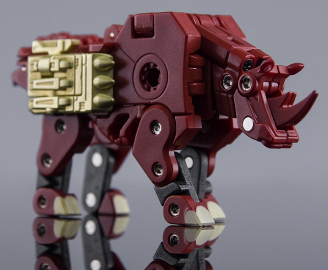 CST-14 Rhinohorn 2.0 | KFC Toys