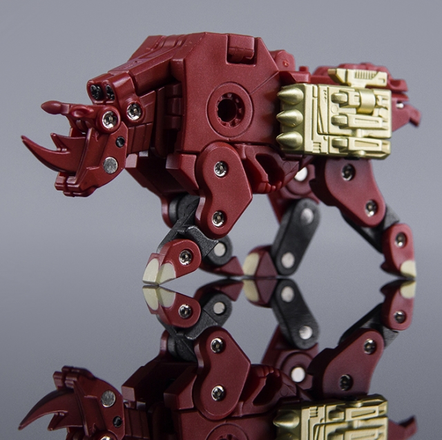 CST-14 Rhinohorn 2.0 | KFC Toys