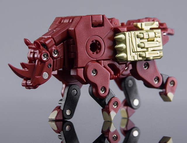 CST-14 Rhinohorn 2.0 | KFC Toys