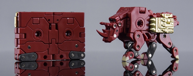CST-14 Rhinohorn 2.0 | KFC Toys