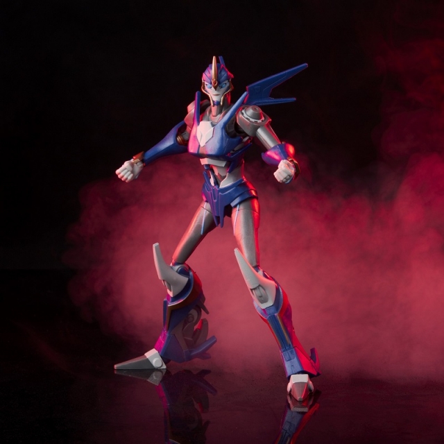 Arcee 6-Inch Scale | R.E.D. [Robot Enhanced Design] | Transformers Generations