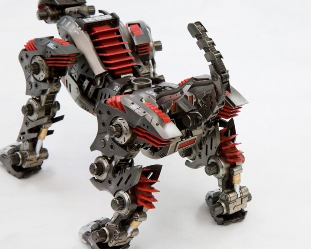 EZ-035 Lightning Saix Marking Plus Version Model Kit | Zoids Highend Master Model | Kotobukiya