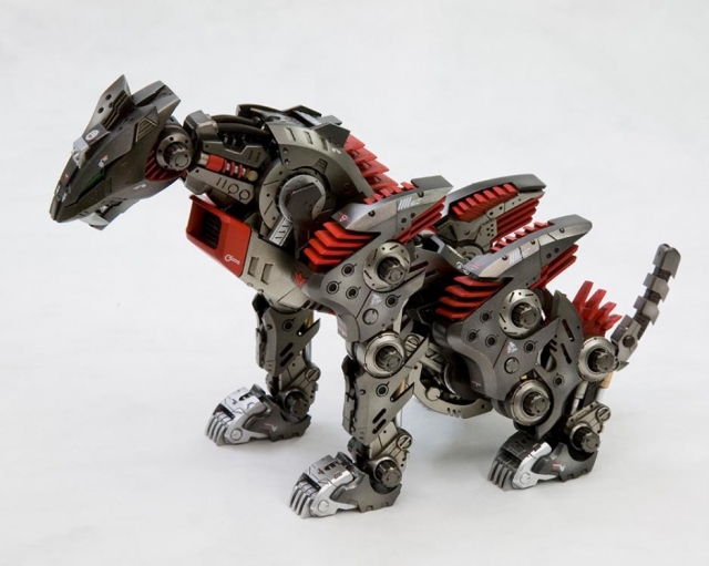 EZ-035 Lightning Saix Marking Plus Version Model Kit | Zoids Highend Master Model | Kotobukiya