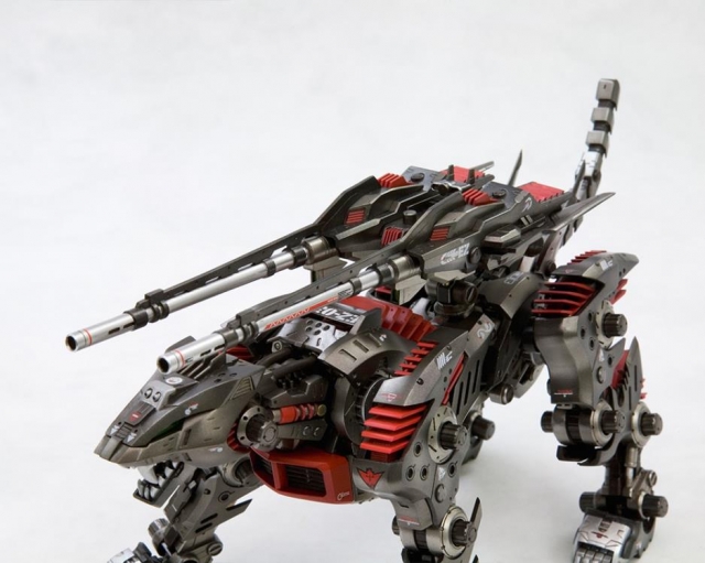 EZ-035 Lightning Saix Marking Plus Version Model Kit | Zoids Highend Master Model | Kotobukiya