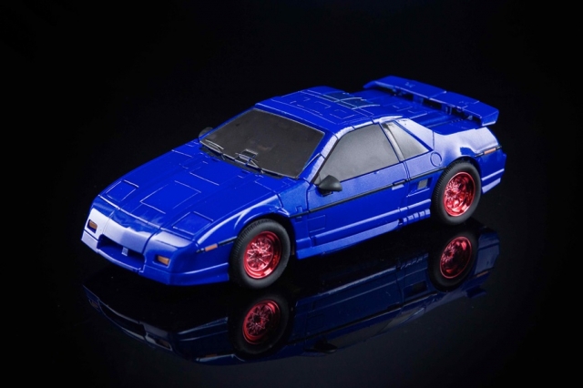 MX-26A Bond and James American Version | X-Transbots
