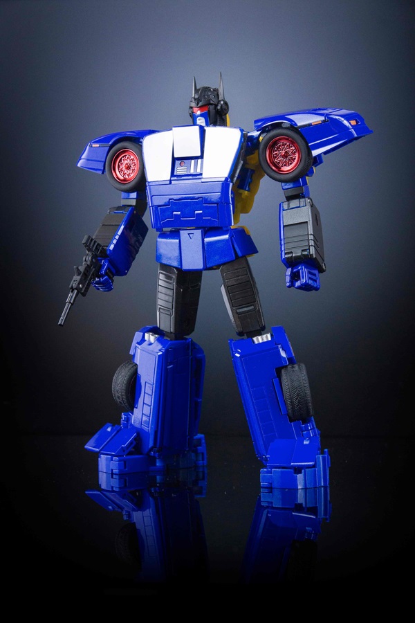 MX-26B Bond and James Japanese Version | X-Transbots