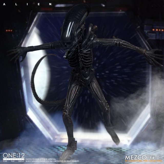 Alien One:12 Collective | Alien | Mezco Toyz