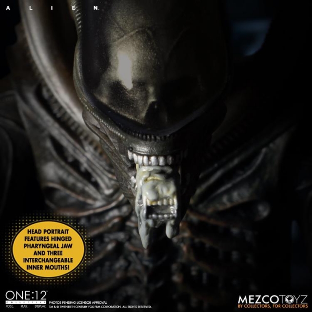 Alien One:12 Collective | Alien | Mezco Toyz