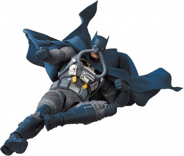 Batman No.166 Stealth Jumper Version MAFEX | Batman: Hush | Medicom Toy