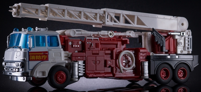 MX-7 Tirado Limited Edition | X-Transbots