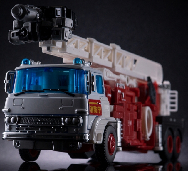 MX-7 Tirado Limited Edition | X-Transbots
