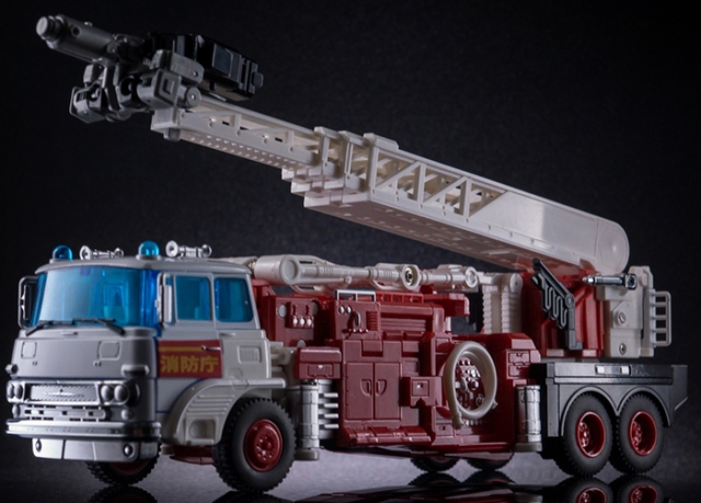 MX-7 Tirado Limited Edition | X-Transbots