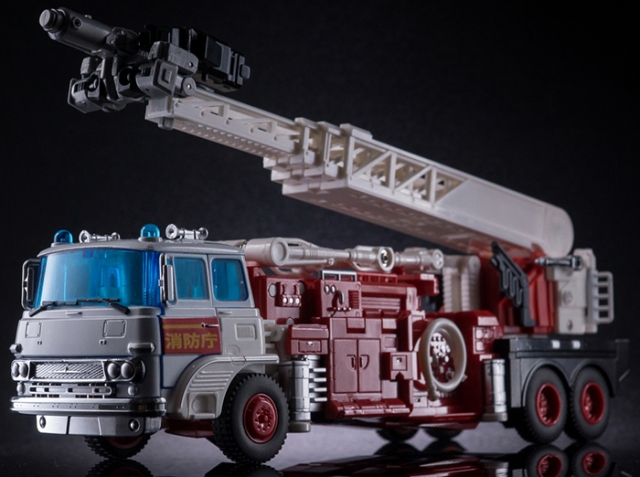 MX-7 Tirado Limited Edition | X-Transbots